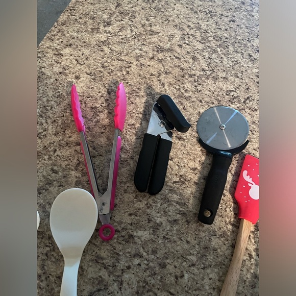 Kitchen utensils - Picture 4 of 4